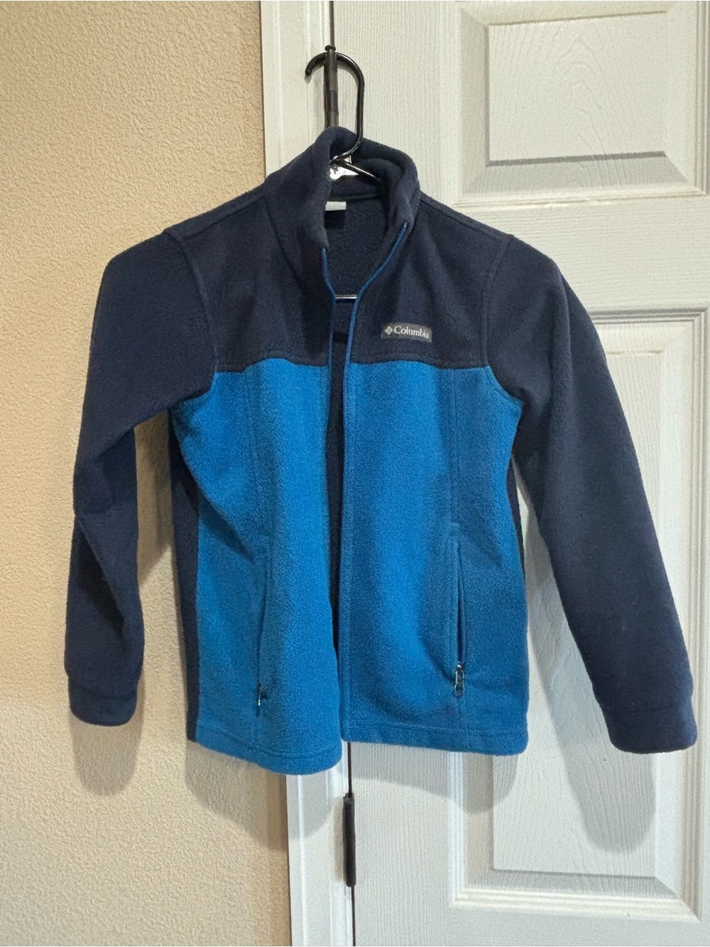 Columbia Kids Blue and Navy Two-Tone Fleece Jacket